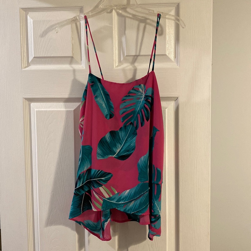 Pink printed tank top